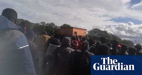 Drowned Sudanese refugee Abdulfatah Hamdallah is buried in Calais