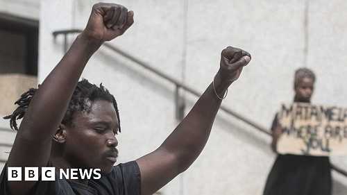 South African artists struggle with Covid theatre closures