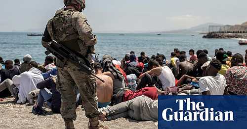 Spanish PM vows to ‘restore order’ after 8,000 migrants reach Ceuta