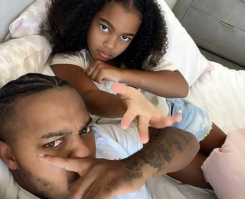 ‘The Twerking No Mam’: Bow Wow’s Daughter Shai Moss’ New Dance Video Causes a Debate on Social Media About What's Appropriate for Her Age ‘The Twerking No Mam’: Bow Wow’s Daughter Shai Moss’ New Dance Video Causes a Debate on Social Media About What's Appropriate for Her Age