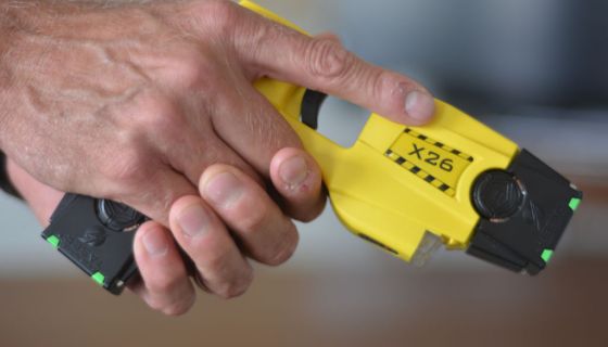 F**k 12: Ocean City Cops Act Like Vaping Is A Felony, Brutalize And Taser 2 Black Teenagers Over Synthetic Smoke