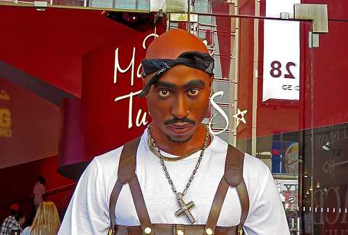 How Rosie Perez sparked Tupac and Madonna romance