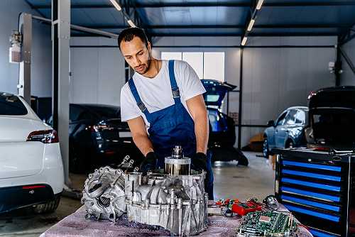 5 jobs that will be created by electric cars