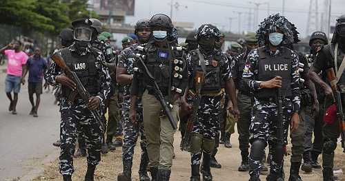 At least 7 members of Nigerian security force missing after insurgents ambush convoy | Africanews