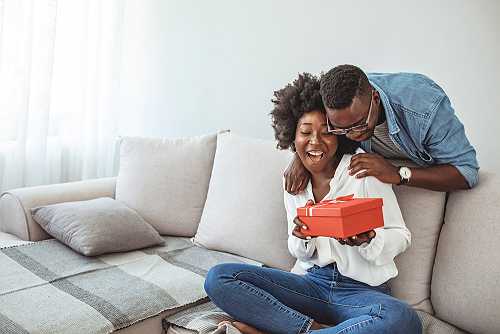 7 love languages that men use but don't know