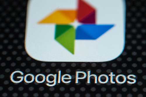 Google Photos launches a '2024 Recap' for a look back at this year's memories | TechCrunch