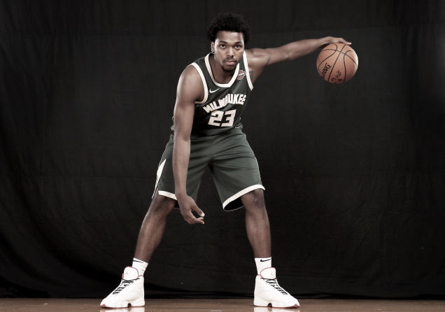 New Video Shows Cop Stepping on NBA Guard Sterling Brown's Ankle While Officers Discussed the Backlash of Taking Down a Black NBA Player New Video Shows Cop Stepping on NBA Guard Sterling Brown's Ankle While Officers Discussed the Backlash of Taking Down a Black NBA Player