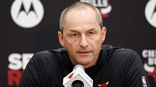 Bulls VP: Team in transition, not OK being in middle