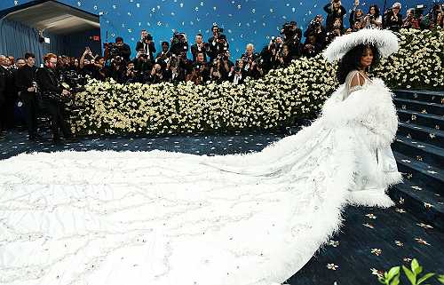 Diana Ross Flips the Script on Aging at The Met Gala