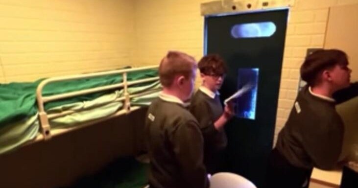 Prison on wheels visits U.K. schools to teach kids about life behind bars: 