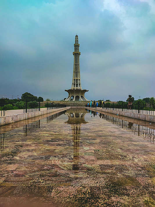 #Featured  #travel #ForYourInformation  ( Minar-e-Pakistan ) is one of the important monuments of...